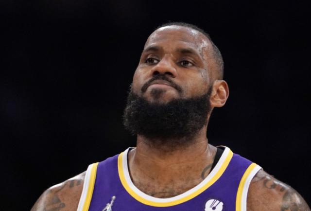 ng体育-佩总截止日无作为 老詹经纪团队与其关系降至冰点